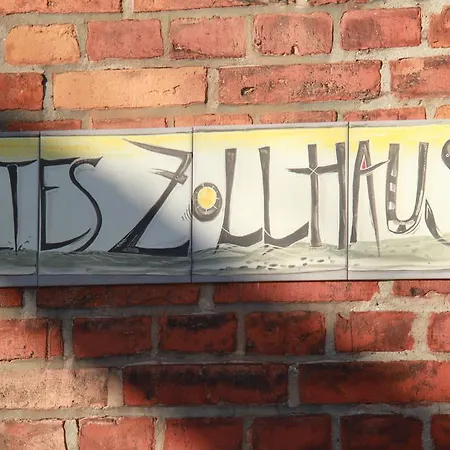 Altes Zollhaus * شترالسوند